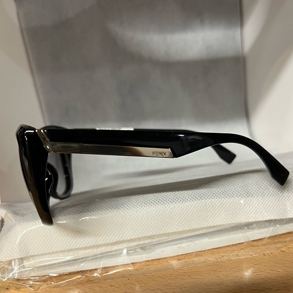 Fendi sunglasses frame FF - Picture 3 of 5